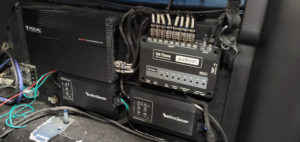 Ford F150 amplifier