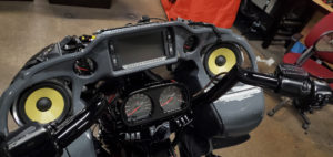 Harley Davidson Road Glide Focal speakers